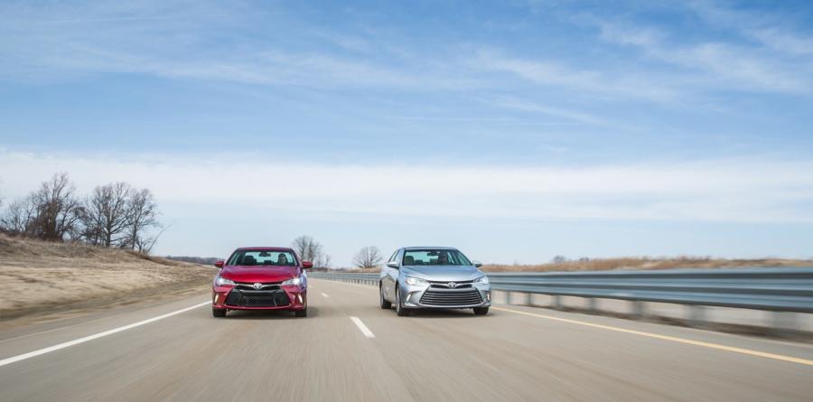  Toyota Camry 2015 года  (фото 18 из 78)